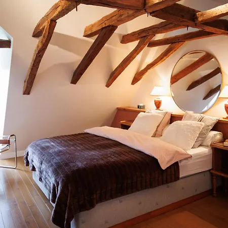 Domaine De La Rocque *